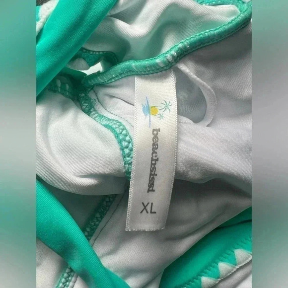 NWOT Beachsissi One Piece Swimsuit Seafoam Green V Neck Ruched Tummy Control XL - Picture 5 of 5